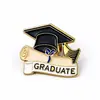 Broche Creativo Forma de Birrete de Licenciatura Temporada de Graduación Estudiantil Colgante Pequeño Decoración para Abrigo Mochila Insignia de Metal Venta al por Mayor