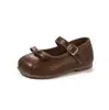 Sapatos de Couro Infantis 2026 Primavera Novo Estilo Moda Casual para Meninas Sapatos de Princesa com Solado Macio Sapatos de Performance para Crianças Mais Velhas