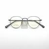 Atacado K61001 ultra-leve moda retro semi-titânio moldura de titânio puro almofadas de nariz de duas cores IP chapeamento resistência ao desbotamento