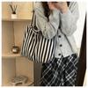 Bolso de compras de nicho de Corea del Sur, bolso de hombro artístico vintage, bolso de lona a rayas de estilo fresco, nuevo bolso de mano 2023