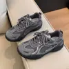2026 Sapatos de Treino Alemães para Aumentar a Altura Femininos 2026 Novos Sapatos Esportivos Casuais Respiráveis de Outono Femininos Malha Sapatos Forrest Gump