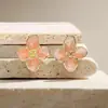 Brincos Florais com Gotejamento de Óleo Estilo Hong Kong Retrô, Estilosos e Versáteis, Brincos de Alto Valor com Sensação de Luxo Leve e Sofisticado, Atacado