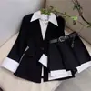 Elegante Conjunto de Duas Peças Estilo Irmã Menina Popular Primavera e Outono: Conjunto de Blazer de Comprimento Médio e Calça Saia de Cintura Alta