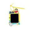 Llavero Colgante Original Crayon Shin-Chan Tablero de Dibujo Graffiti Mediano Tablero de Escritura Colgante para Mochila Escolar Regalo Venta al por Mayor