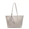 Bolsa Tote de Alta Qualidade com Bloqueio de Cores Texturizado, Luxo Leve para Mulheres, Novo Modelo Primavera 2026, Simples Versátil Moda Ombro Bolsa de Braço