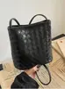 Bolsa Saco Dopamina de Design de Nicho de Alto Valor Estilo Novo Primavera 2026 Bolsa Tecida Feminina Bolsa de Ombro Único Transversal Feminina