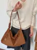 Bolso Bandolera Retro Debajo del Brazo para Mujer Estilo Nuevo Diseño de Nicho Bolso de Hombro Único Bolso Tote de Alta Gama para Viajes Cotidianos Versátil de Moda