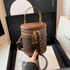 Bolsa Cilíndrica da Moda Bolsa Feminina 2025 Novo Estilo Moderna Portátil de Alta Qualidade Bolsa Balde Transversal de Ombro Único Balde de Leitura Bolsa Pequena