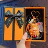 Llavero de Chica de Cabello Largo y Ondulado Creativo de Dibujos Animados Lindo Exquisito Adorno para Correa de Teléfono Colgante de Bolso Pequeño Regalo