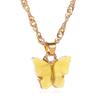 Collar de mariposa de estilo japonés y coreano, color acrílico, dulce belleza, cadena de clavícula que combina con todo, collar moderno y personalizado de nicho de celebridades de Internet.