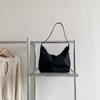 Bolso de hombro de otoño de alta gama de gran capacidad para mujer, bolso tote casual de nailon con costuras que combina con todo, estilo coreano para el día a día, bolso de axila