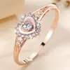 Pulsera de Corazón Hueco de Moda Estilo Coreano Incrustada con Diamantes, de Gama Alta, Versátil, a la Moda, Pulsera de Lujo Ligero