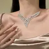 Conjunto de Colar e Brincos com Franjas de Diamante Cintilante Estilo Palácio Retrô, Luxo Leve, Sensação de Alto Padrão, Moda para o Dia a Dia, Corrente de Pescoço Versátil