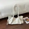 Bolsa de Ombro Única Fashion Ruien de Grande Capacidade 2026 Novo Estilo Outono Temperamento Elegante Bolsa Tote Simples de Axila