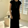 Roupas Femininas de Dongdaemun, Coreia do Sul: Vestido Simples e Elegante de Alta Qualidade, Gola Redonda, Sem Mangas, com Cinto