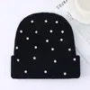 Novo Chapéu de Tricô Quente de Inverno e Outono para Mulheres com Circunferência de Cabeça Grande, Chapéu Pulôver Moderno com Strass, Estiloso