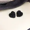 Pendientes de aguja de plata con diseño de amor en espiral rojo Ankola, pendientes simples de moda con temperamento, pendientes de diseño dulce, fresco y creativo