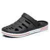 Sandalias Baotou para Hombre Verano Nuevas Tacón Plano Suela Suave Antideslizantes Resistentes al Desgaste Huecas para Exteriores Wading Agujero Bidireccional Zapatos Modernos