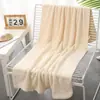 Toallas transfronterizas para hombre y mujer, toallas de baño domésticas de secado rápido, japonesas que no sueltan pelusa, súper absorbentes, juego de tres piezas para parejas, transfronterizo