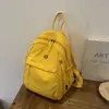 Mochila de Gran Capacidad para Mujer Nueva Ligera de Tela de Nylon Bolso de Viaje Sencillo Tendencia Femenina Versátil Bolso Casual Mochila Pequeña