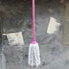 Mopa de cabeza redonda hilo de algodón blanco mopa suministros de limpieza de saneamiento escolar mopa de piso 10 yuanes artículos de uso diario para el hogar