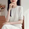 Blusa Redonda Minimalista para Mujer 2026 Nuevo Modelo de Alta Gama con Calados Tejido de Seda de Hielo Superior Camiseta de Hombro Normal Manga Corta