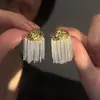 Brincos Redondos de Pérola Geométrica com Diamante e Agulha de Prata, Brincos de Luxo Leve e de Alta Qualidade para Mulheres, Brincos de Nicho Estilo Francês Atacado