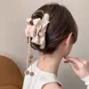 Accesorio para el cabello de pinza de tiburón marrón, de bajo volumen, esponjoso, para peinado semi-recogido, pinza grande de oso para el cabello, pinza de garra con orejas de gato y borla elegante para mujer