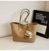 Bolsa casual transfronteiriça de grande capacidade, nova bolsa tote estilosa e minimalista para mulheres, adequada para o trabalho e o trajeto diário, bolsa de ombro e bolsa de axila