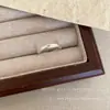 Anel de flor de gardênia estilo simples minimalista anel ajustável para mulheres 2026 novo item quente anel do dedo indicador