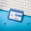 Porta credencial de trabajo Youhe 6076 Transparente de doble cara Cordón para estudiante escolar Plástico Tarjeta de comedor Insignia de control de acceso Imprimible