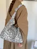 Bolso de hombro versátil de moda transfronterizo con estampado de leopardo, bolso de axila de gran capacidad, diseño de nicho, bolso de mano versátil para el día a día