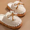 Pantuflas de Algodón 2026 con Lazo para Mujer en Invierno, Engrosadas, Cálidas, Antideslizantes, de Suela Gruesa, Lindas Pantuflas de Hogar para Pareja, Zapatos de Maternidad