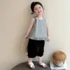 Conjunto para Meninas 2026 Novo Conjunto de Duas Peças de Verão Infantil Colete Fino Sem Mangas e Calça Cropped para Bebês
