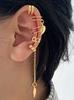 Clips para la oreja de moda popular transfronteriza para hombres y mujeres, aretes personalizados de lujo ligero, cartílago falso sin perforar, aretes retro simples al por mayor