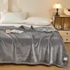 Manta de Felpa de Leche Engrosada Personalizable Manta para Siesta de Oficina Manta Pequeña Manta Cubierta de Sofá Franela de Aviación Felpa de Coral