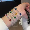 Pulsera geométrica cuadrada de circón europeo y americano para mujer, moderna, de lujo ligero, sensación de alta gama, joyería de diseño exquisito de nicho para mujeres