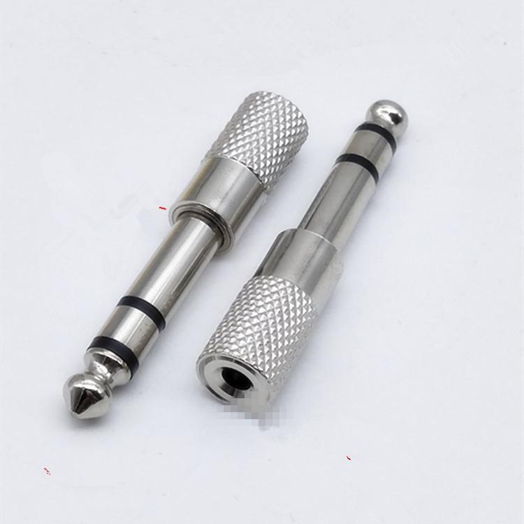 10438351881_2059292761