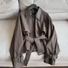 2026 Novo Estilo Patchwork Gola PU Casual Ajustada Corta-vento Jaqueta Curta Cardigan Atacado H09DW268107