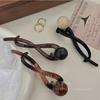 Pinza de pelo trenzada de alta gama con forma de tiburón para mujer, accesorio para el cabello, color marrón perlado, 2024