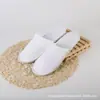 Venta Directa de Fábrica B&B Posada Hotel Hospitalidad en Casa Salón de Belleza Club Zapatillas Desechables Gruesas Antideslizantes