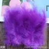 28 Colores Accesorios para joyería diy Paquete pequeño Pluma Cola puntiaguda Pluma de plumón Bola de ondas Material de plumas decorativas