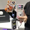 El cordón de doble soporte West Highland se transforma instantáneamente en una funda compatible con iPhone 16 Pro Max, diseño cielo estrellado de dopamina