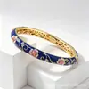 Nuevos Brazaletes Florales de Esmalte Estilo Chino, Al por Mayor en Stock, Brazaletes Huecos Esmaltados por Goteo Estilo Tradicional Chino