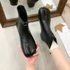Botines de Otoño para Cerdo Punta Dividida Delgados Modernos para Mujer 2026 Versátiles Planos Cómodos Estilo Coreano Nueva Llegada Cremallera Trasera Botines Cortos