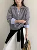 Outono 2025 Moda Coreana Nova Design para o Trabalho Costura Listras Contraste Falso Duas Peças Suéter Quente