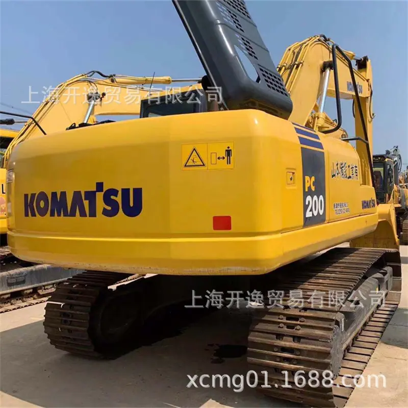 pc200-7 (1)