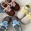 Zapatillas de entrenamiento alemanas versátiles de bloques de color, estilo nicho para mujer, nueva colección otoño 2026, modernas y retro, zapatillas deportivas planas casuales versátiles