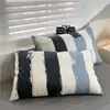 Conjunto de cama simples de algodão puro de quatro peças, lençol de algodão estilo fresco novo, capa de edredom, protetor de colchão, conjunto de três peças para dormitório