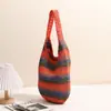 Bolso de Paja de un Solo Hombro Colorido de Moda Nuevo Casual de Gran Capacidad Tejido Bolso de Playa para Vacaciones en la Costa Bolso de Paja Versátil